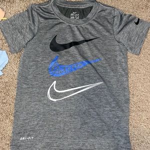 Boys Nike Dri-Fit Shirt Size 7